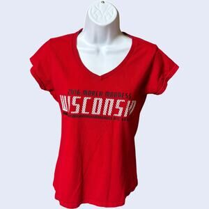 Gildan S Y2K Wisconsin Badgers March Madness Tee Red